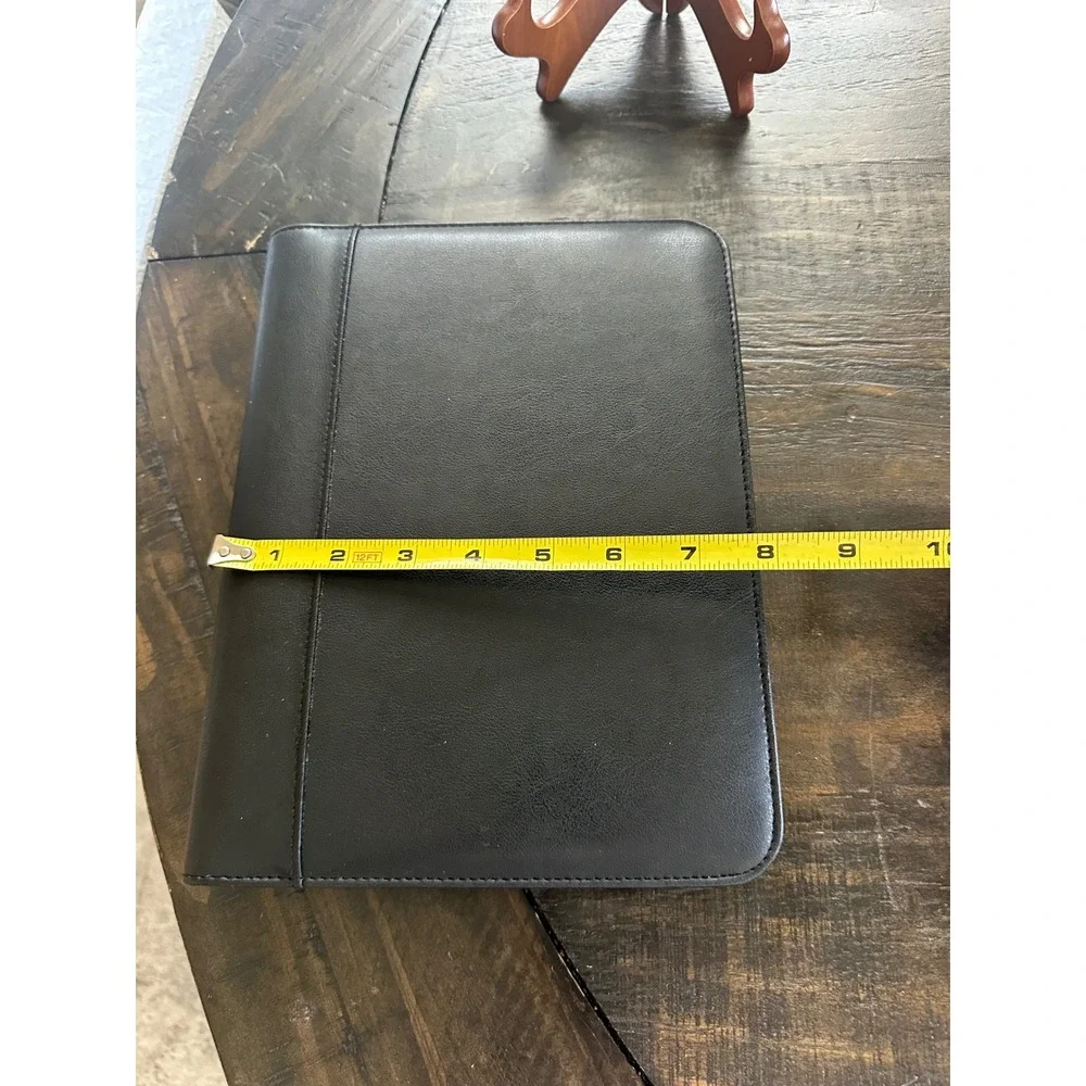 Day-Timer Black Leather Zippered 7 Ring Desk Size Organizer Planner Binder EUC